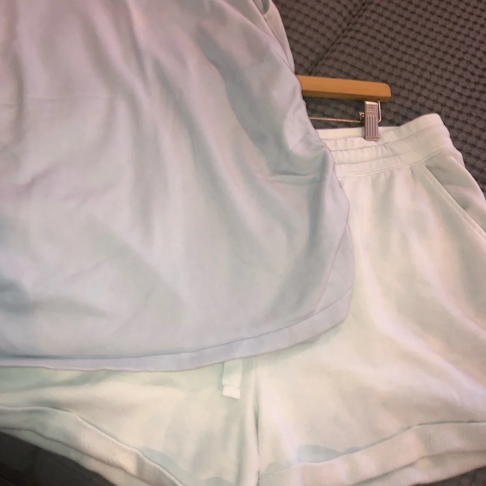 Nautica shorts Gap sleeveless cinched blouse both baby blue and both XL